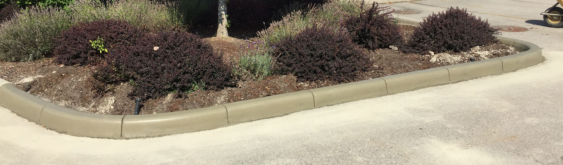 Maple Ridge Concrete Curbing, Garden Edging and Curb Repairs